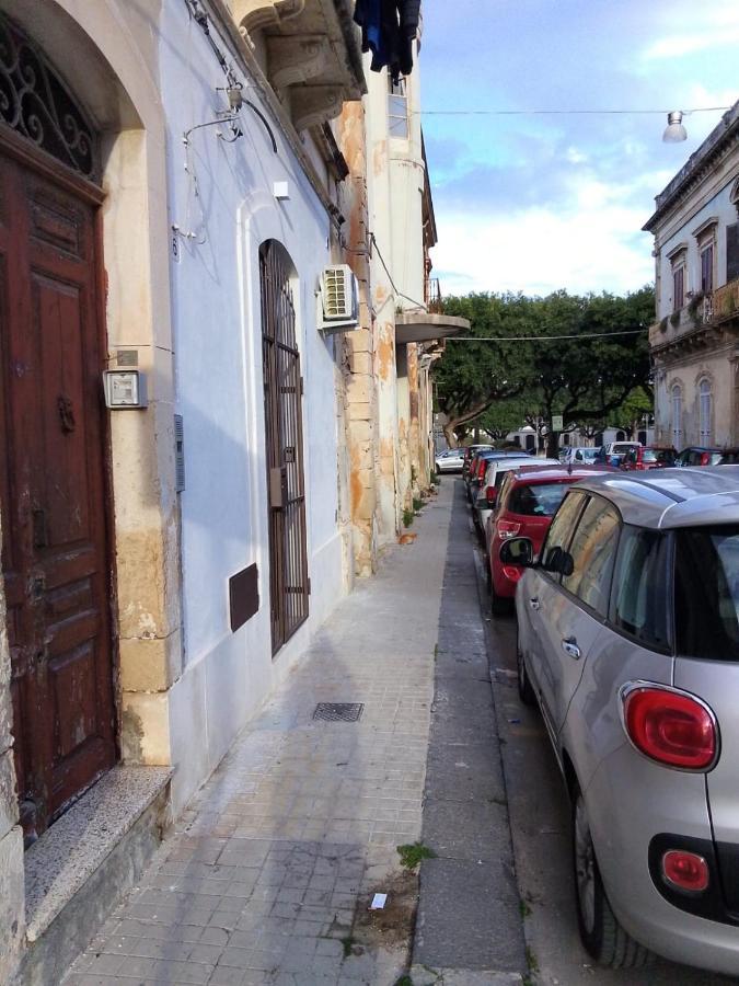 דירות סירקוזה House Aury מראה חיצוני תמונה